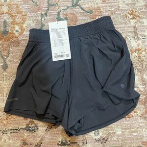 lululemon athletica Women’s Pace Crush High-Rise Short — Black NWT